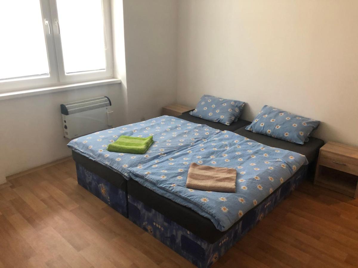 Apartmany - Skolni Chomutov Exterior foto